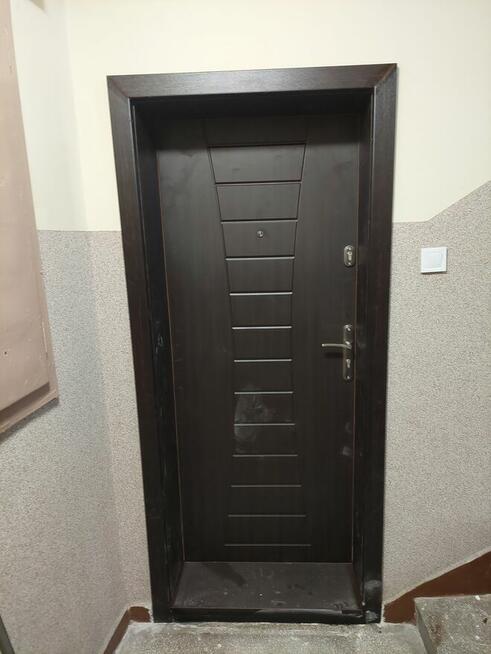 Drzwi zewnętrzne wewnętrzne KMT