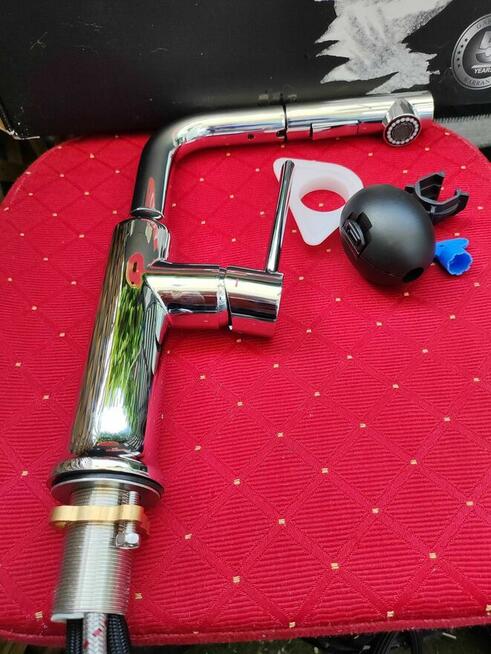 Kran Bateria Umywalkowa do zlewu zlewozmywak Srebrna Wylewka