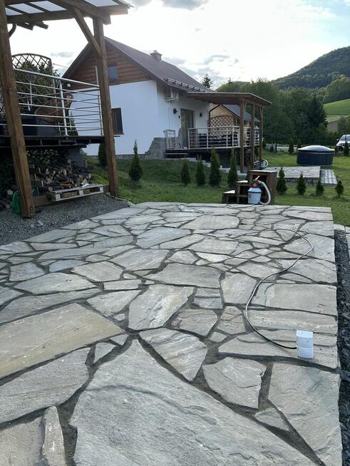 Kamień naturalny na dziko