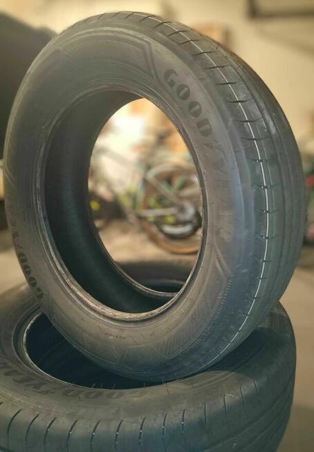 GoodYear 215/60R17 96H EfficientGrip 2 SUV Komplet 4 sztuki