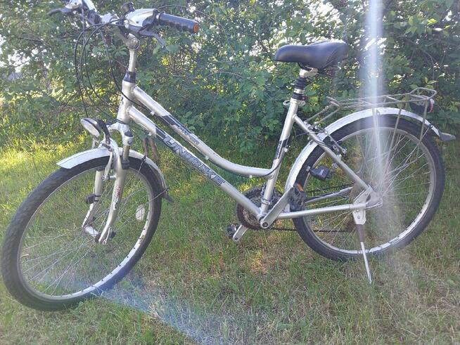 Rower trekingowy damski Unbike Pamir
