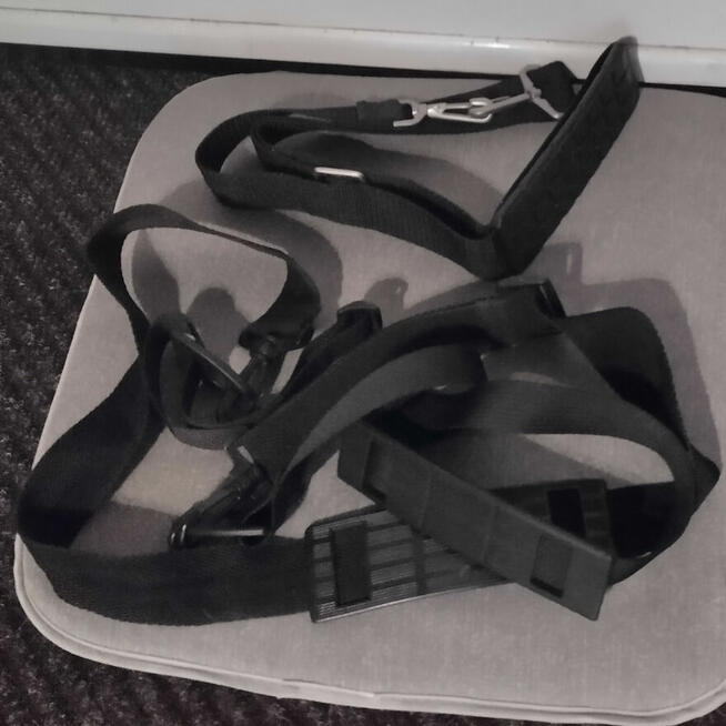 Pasy do torby turystycznej.