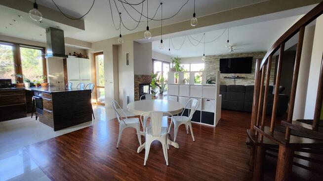 Dom marzeń pod Warszawą cisza, las, konie, 240 m² BEZPOŚREDN