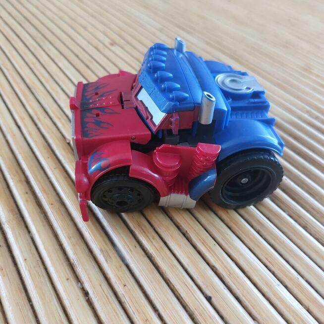 Figurki transformers