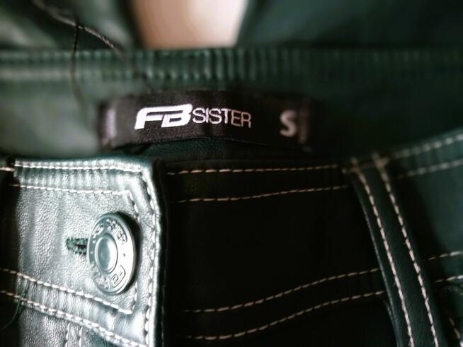 Spodnie nietypowe firmy FBsister