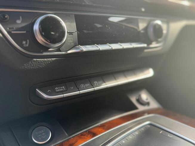 Audi Q5 2017 rok benzyna 73 000 km przebieg