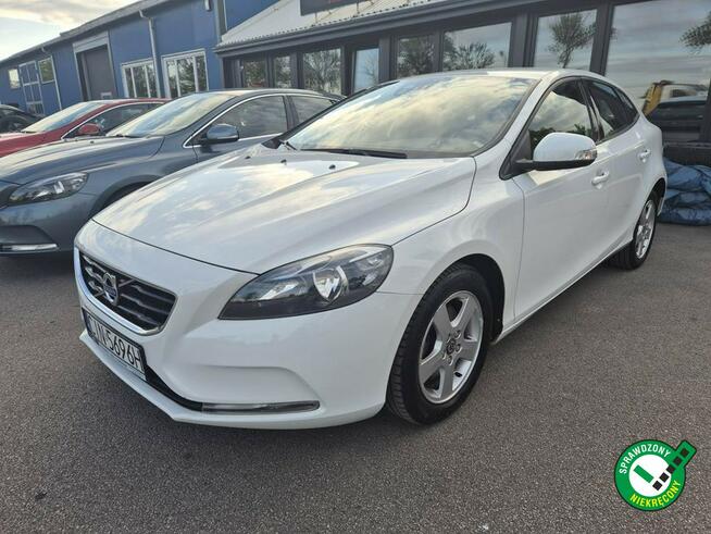 Volvo V40 1.6 16V 120KM