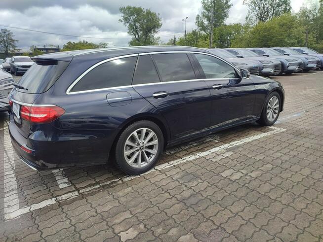 Mercedes E 200 Salon Polska fv23
