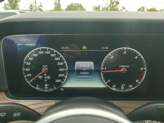 Mercedes E 200 Salon Polska fv23