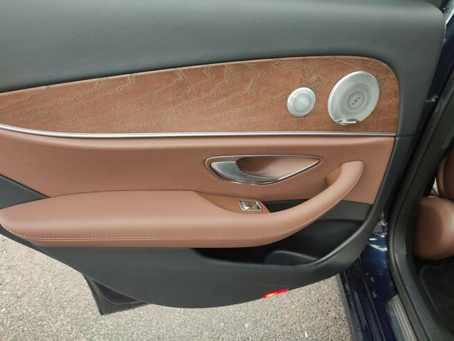 Mercedes E 200 Salon Polska fv23