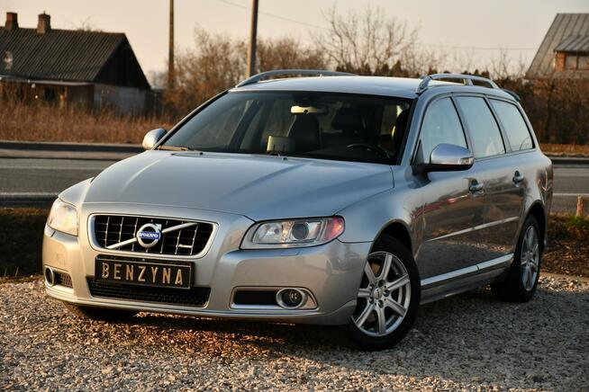 Volvo V70 2.0T#203PS#R DESIGN#Bixenon#Skóry#Climatr#Navi#Serwis#1 Rok Gwarancji!
