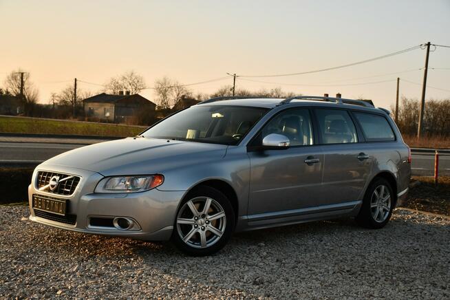 Volvo V70 2.0T#203PS#R DESIGN#Bixenon#Skóry#Climatr#Navi#Serwis#1 Rok Gwarancji!