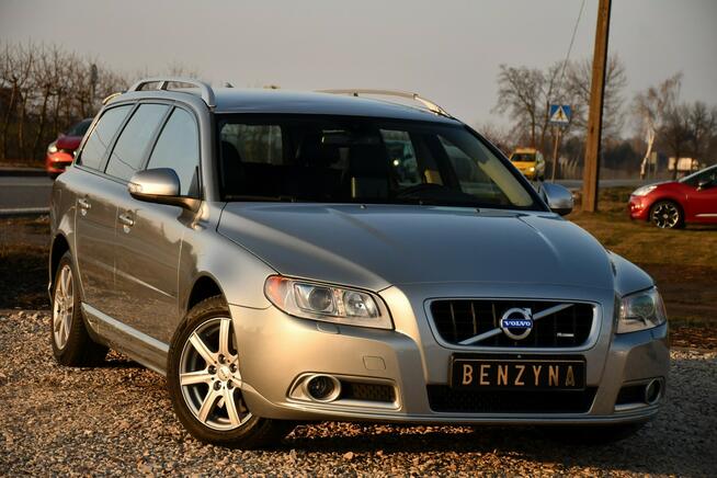 Volvo V70 2.0T#203PS#R DESIGN#Bixenon#Skóry#Climatr#Navi#Serwis#1 Rok Gwarancji!