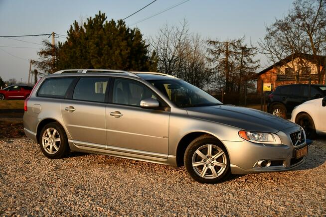 Volvo V70 2.0T#203PS#R DESIGN#Bixenon#Skóry#Climatr#Navi#Serwis#1 Rok Gwarancji!