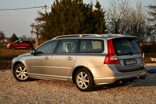 Volvo V70 2.0T#203PS#R DESIGN#Bixenon#Skóry#Climatr#Navi#Serwis#1 Rok Gwarancji!
