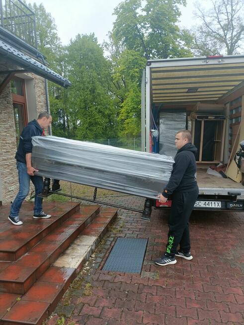 Odbieramy Stare Meble Przeprowadzki Transport