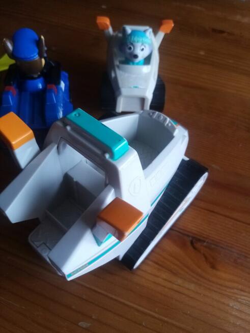 Samochody , maszyny Psi patrol