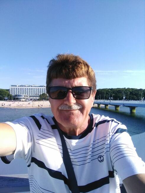 Pan szuka Panią