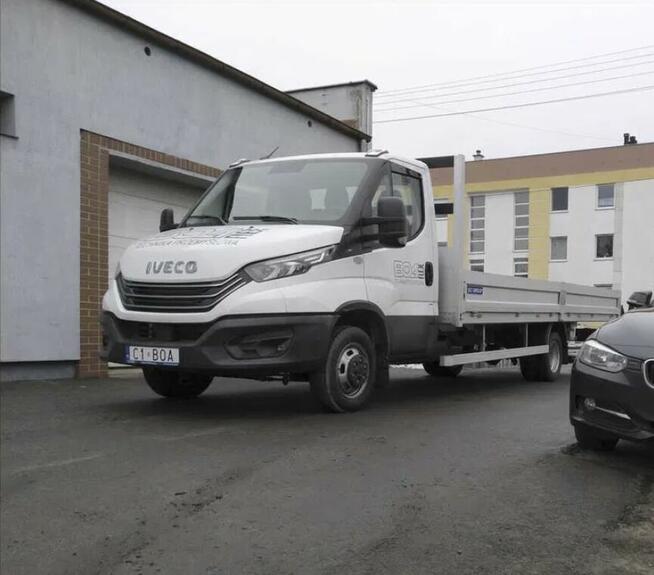 Usługi transportowe – Iveco Daily z otwartą paką 6 metrów