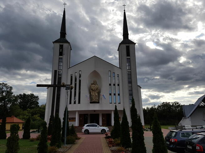 Samochod auto do slubu biale audi q5 ostrowiec nisko mielec