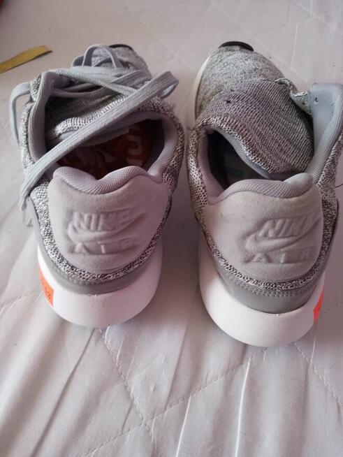 Damskie buty sportowe Nike