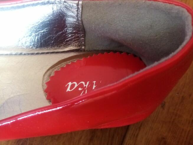 Czerwone damskie baleriny