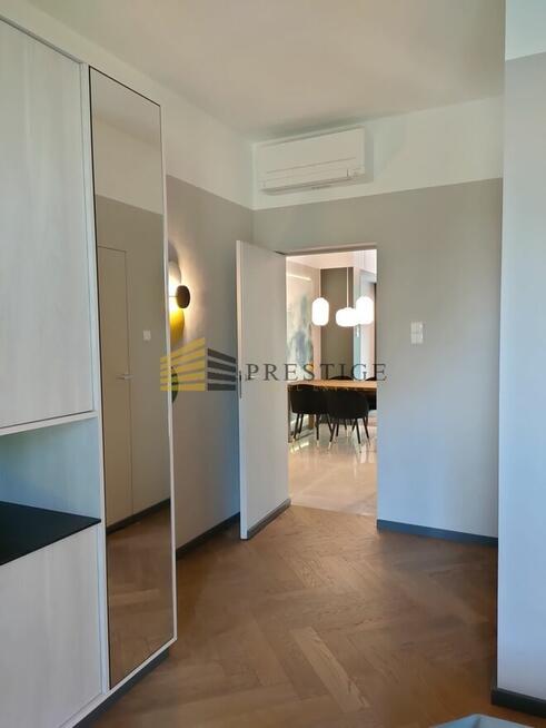 Piękne mieszkanie w samym Centrum, Złota 75a