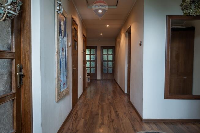 Ustroń centrum - dom z potencjałem usługowym .