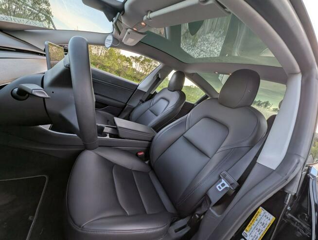 Tesla Model 3 Roczna Gwarancja!