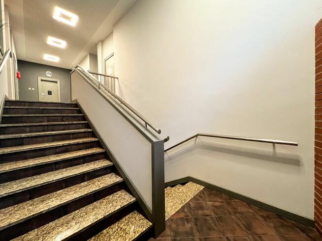 Funkcjonalny lokal biurowy 35 m2 ul. Mikołajczyka