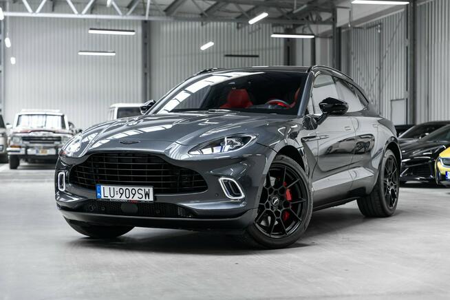 Aston Martin DBX 4.0 V8 550KM. Bezwypadkowy. Tylko 17 000 km. Lakier AML.