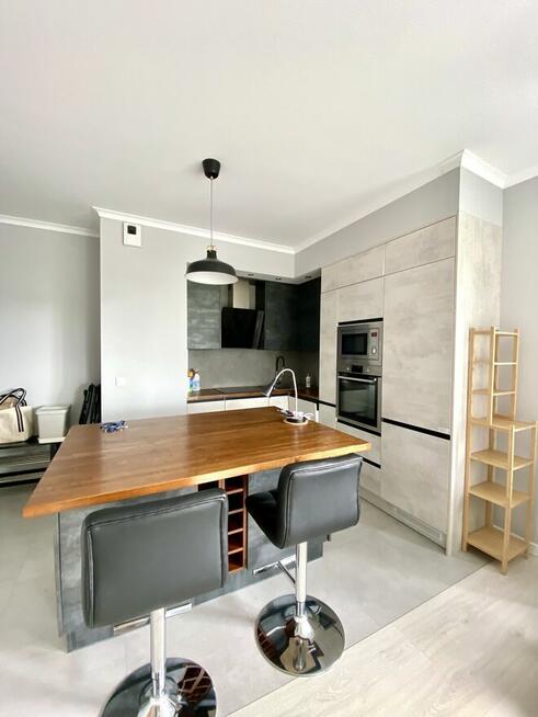 Do wynajęcia jasne, narożne mieszkanie 49 m² -ul. Taśmowa 4