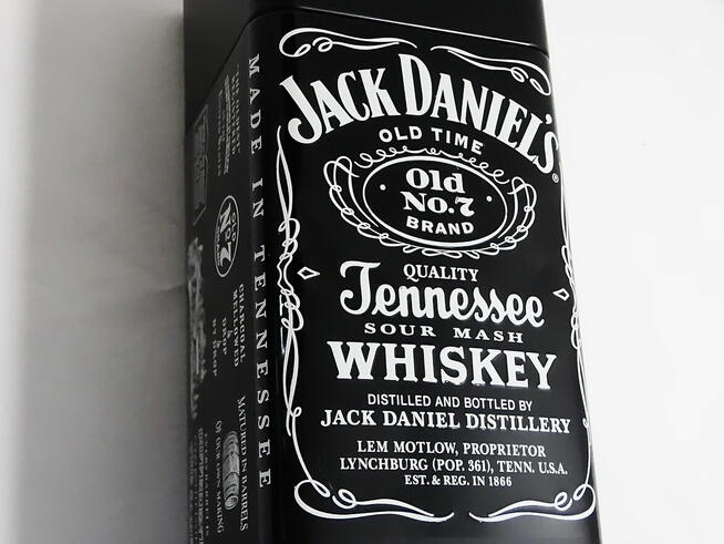 Metalowa czarna kolekcjonerska puszka Jack Daniels No. 2 Br