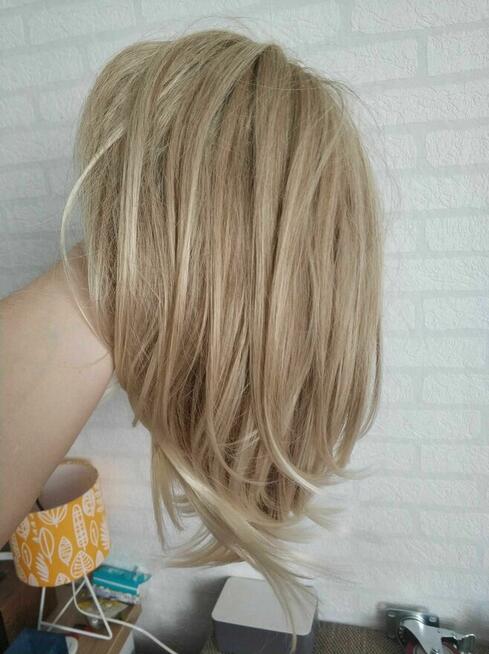 Peruka Jasny Blond włosy krótkie damskie 1 1 włosy z grzywką