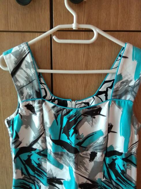 Sprzedam sukienkę De Facto rozmiar 40