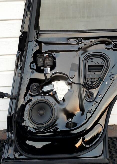 AUDI Q5 II 80A 2017 drzwi prawy tył LY9T