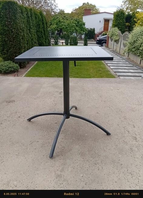 Stolik do ogrodu