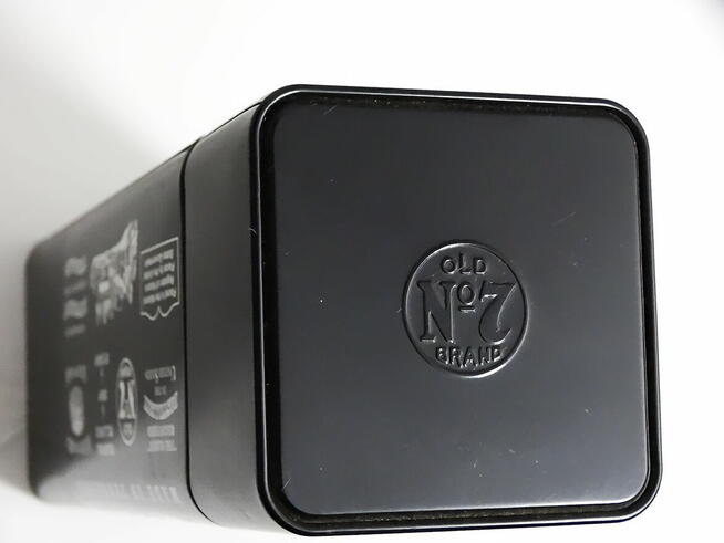 Metalowa czarna kolekcjonerska puszka Jack Daniels No. 2 Br