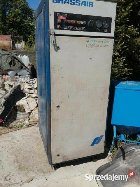 Sprężarka śrubowa 30 KW 4000 L / Min.