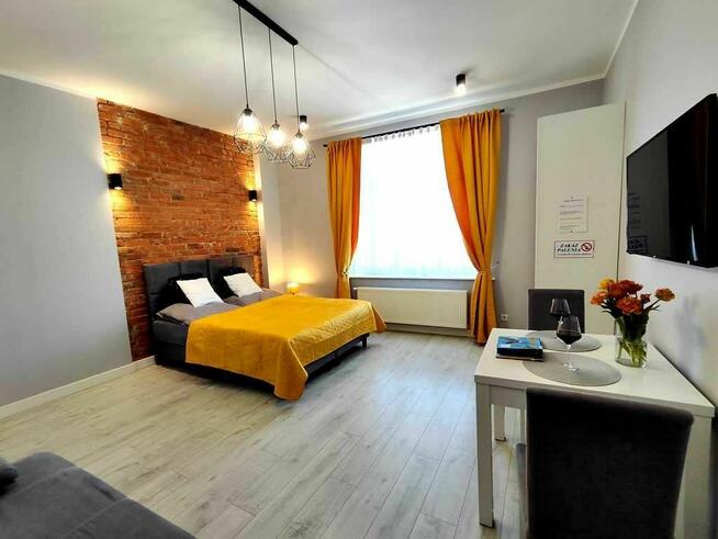 400 metrów od morza i plaży - Wynajem Pokoje i Apartamenty