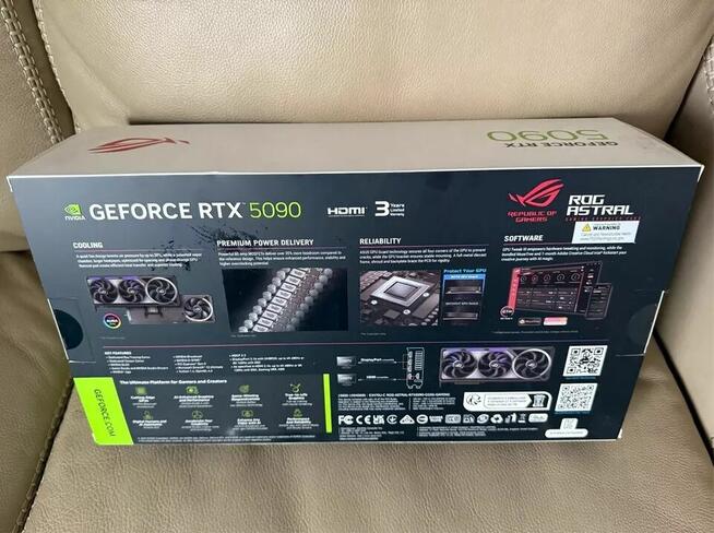 ASUS ROG Astral GeForce RTX 5090 OC Edition Gaming