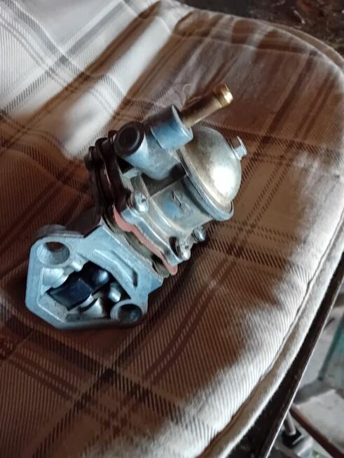 Sprzedam części do fiata126 p