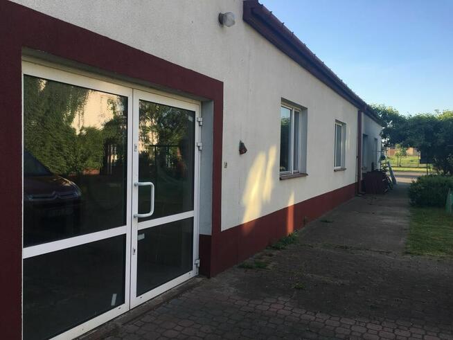 Budynek usługowy trasa DK61 duża działka handel przemysł