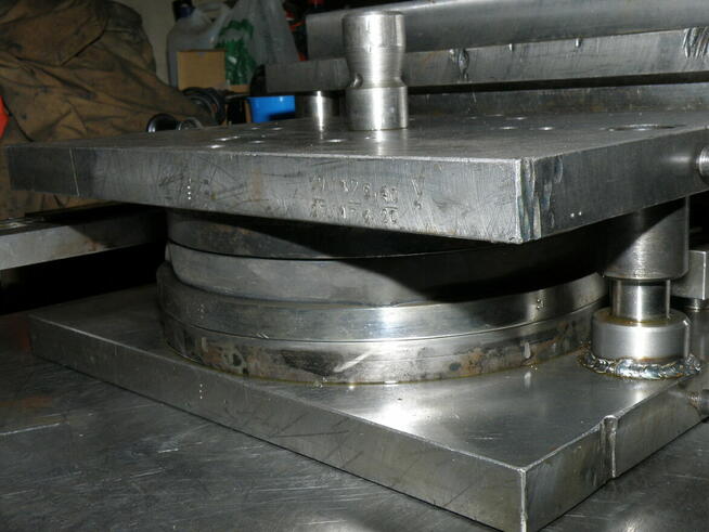 Narzędzia do produkcji koszy metalowych