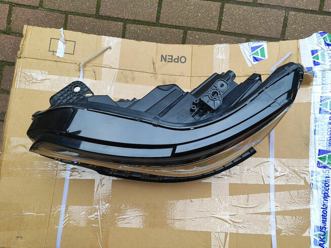 Lampa reflektor jeep cherokee kl 19+ oryginał USA