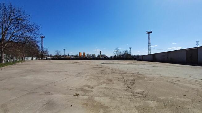 Do wynajęcia plac betonowy 4800 m2 - Czyżyny