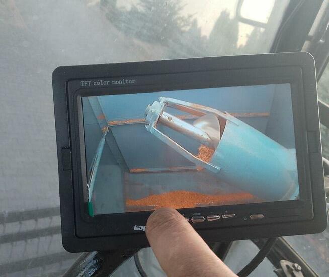 Instalacje elektryczne do ciągników kombajnów koparek