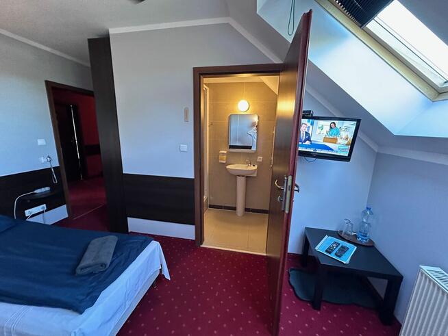 Pokoje dla firm z łazienkami - najem tygodniowy i dobowy