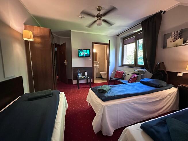 Pokoje dla firm z łazienkami - najem tygodniowy i dobowy