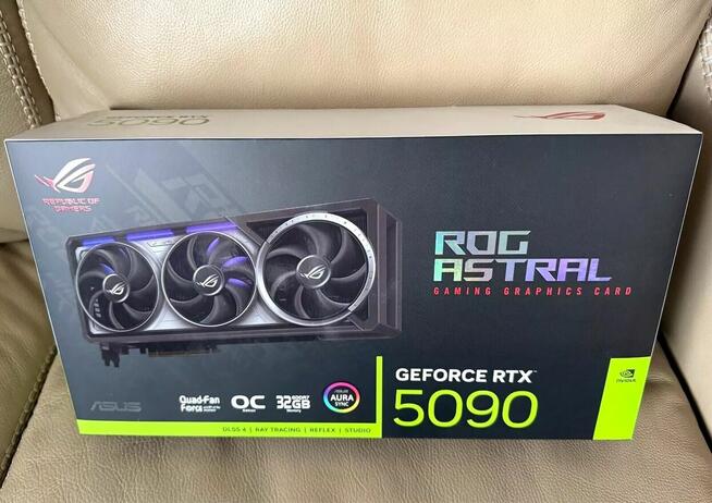 ASUS ROG Astral GeForce RTX 5090 OC Edition Gaming